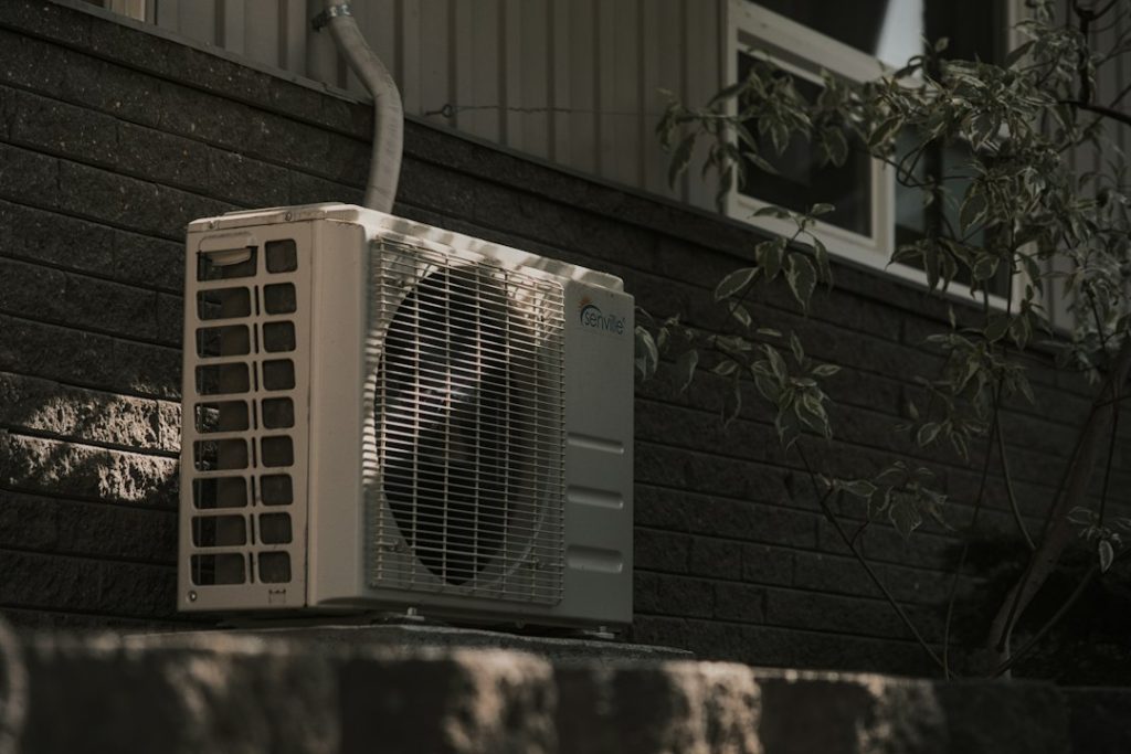 Home air conditioning equipment for HVAC filter and airflow guide